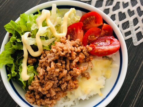 【火不要で100円以下丼】チーズご飯のタコス丼